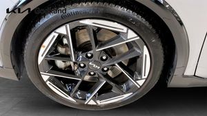 Kia K4 bild 9