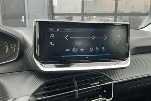 Peugeot 208 bild 13