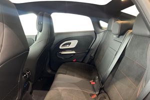 Mercedes CLA250 bild 10