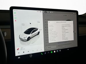 Tesla Model 3 bild 19