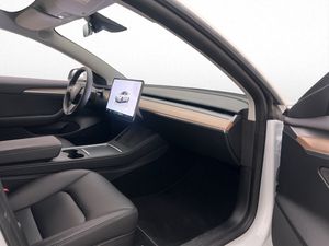 Tesla Model 3 bild 26