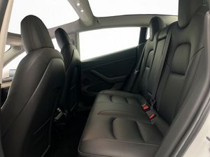 Tesla Model 3 bild 27