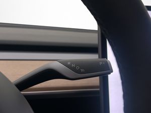 Tesla Model 3 bild 16