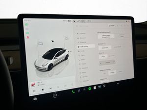 Tesla Model 3 bild 23