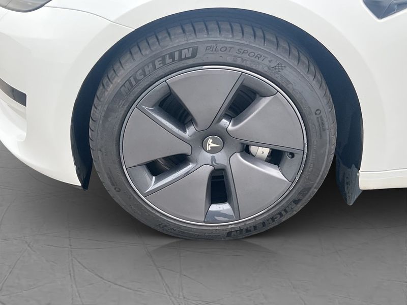 Tesla Model 3 bild 29