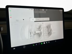 Tesla Model 3 bild 22