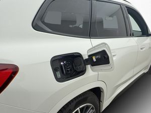 BMW iX1 bild 32
