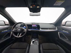 BMW iX1 bild 19