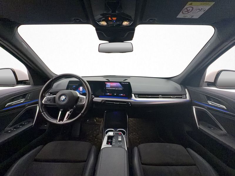 BMW iX1 bild 19
