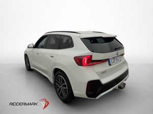 BMW iX1 bild 9