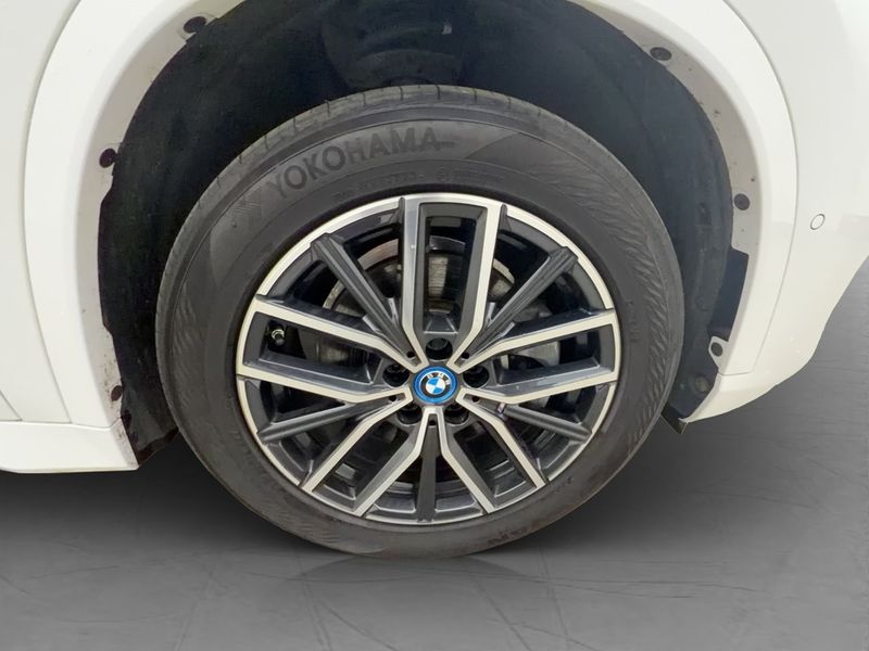 BMW iX1 bild 36
