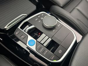 BMW iX3 bild 29