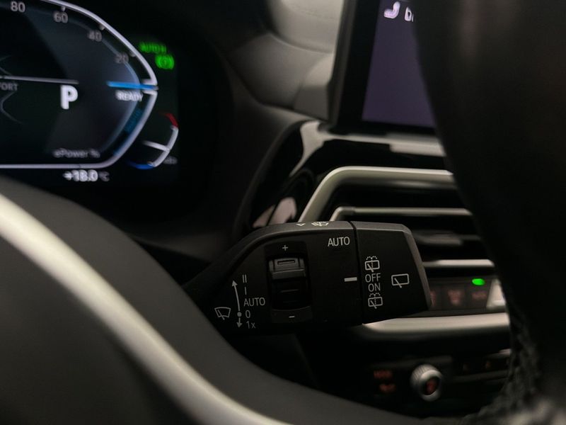 BMW iX3 bild 21