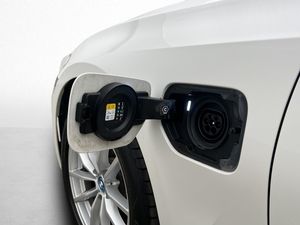 BMW 330 bild 32