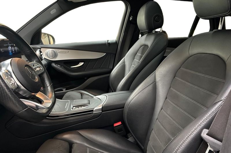 Mercedes GLC300 bild 13