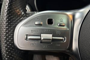 Mercedes GLC300 bild 25