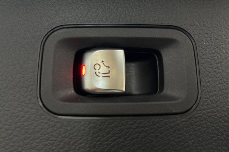 Mercedes GLC300 bild 30
