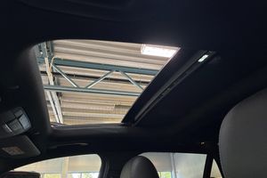 Mercedes GLC300 bild 18