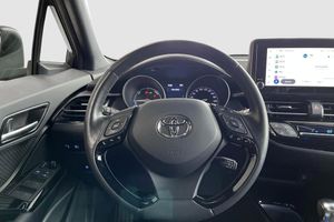 Toyota C-HR bild 12