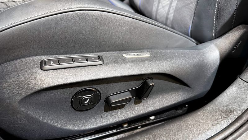 Volkswagen Passat bild 18