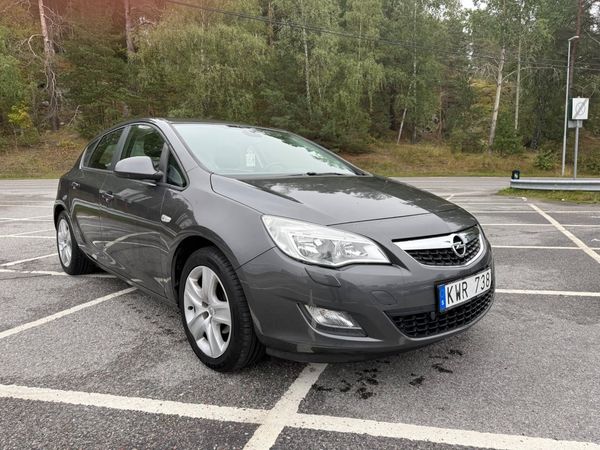Opel Astra 1.4 Turbo 140hk Endast 15300 mil M-Värmare Välvårdad - 2010