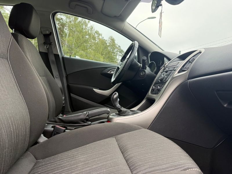 Opel Astra bild 12