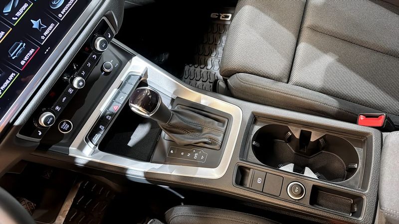 Audi Q3 bild 18