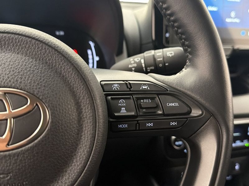 Toyota Yaris bild 17