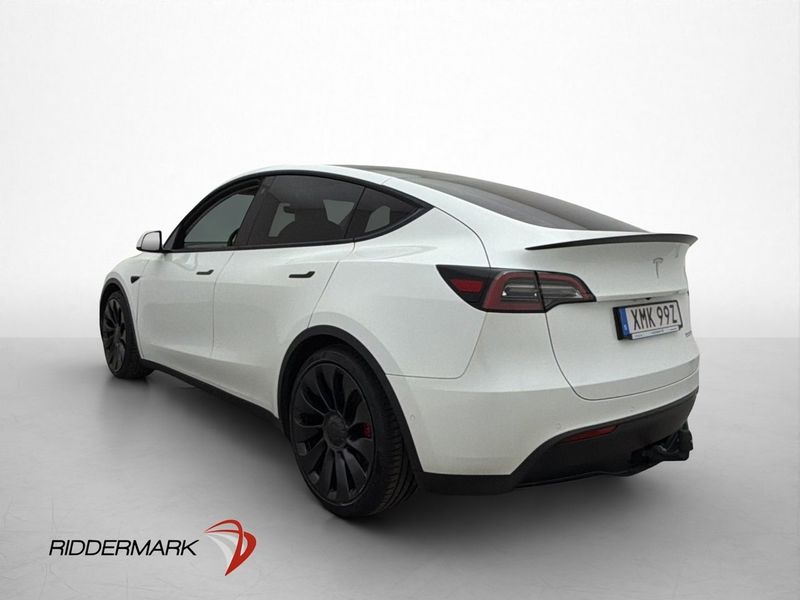 Tesla Model Y bild 8