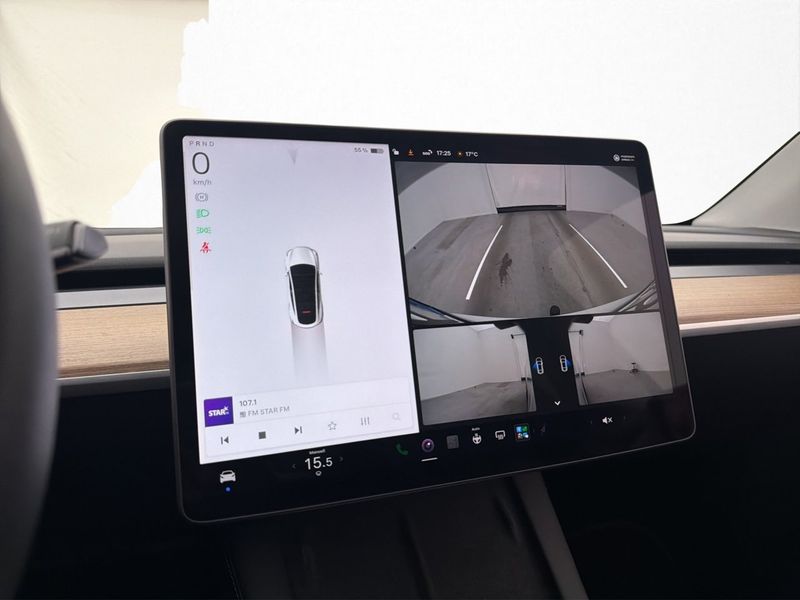 Tesla Model Y bild 32