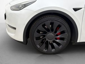 Tesla Model Y bild 10