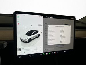 Tesla Model Y bild 35