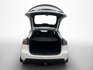 Tesla Model Y bild 17