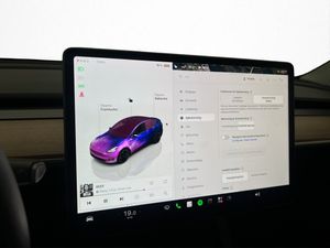 Tesla Model Y bild 33