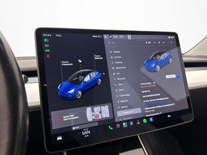 Tesla Model 3 bild 29