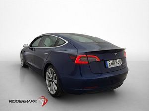 Tesla Model 3 bild 8