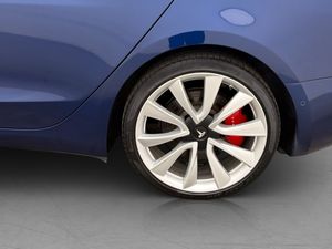 Tesla Model 3 bild 11