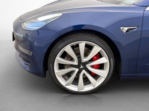 Tesla Model 3 bild 10