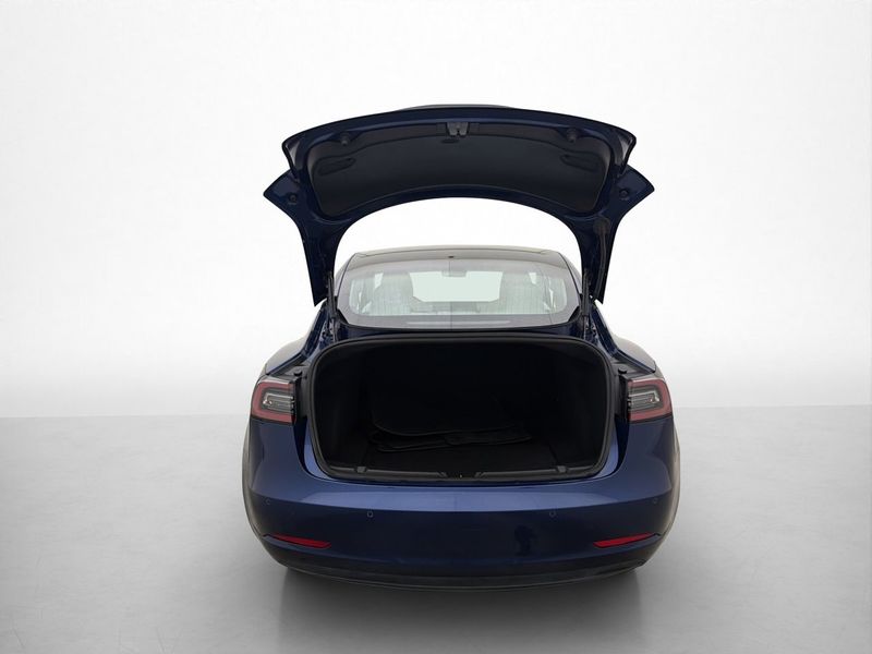 Tesla Model 3 bild 16