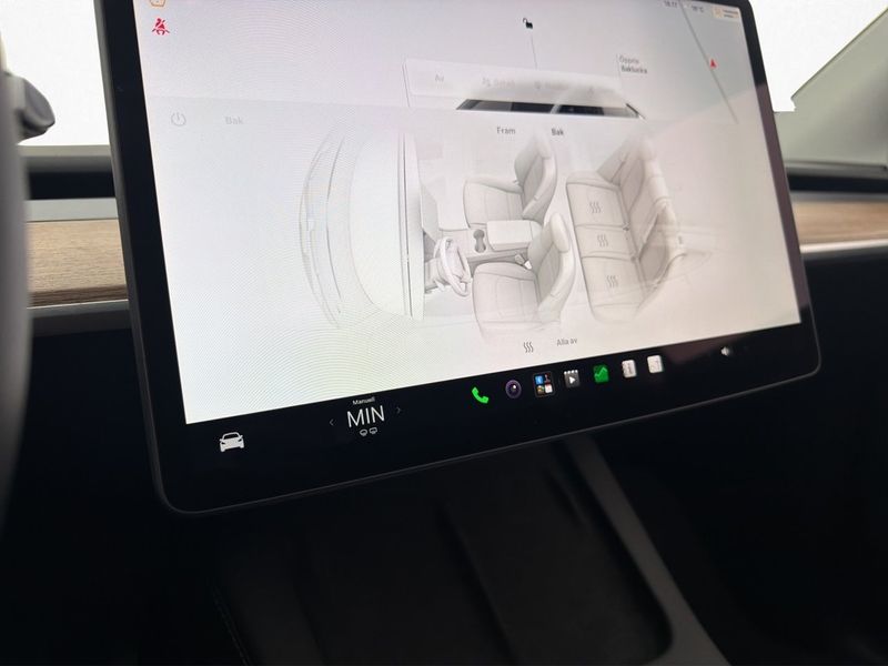 Tesla Model Y bild 25