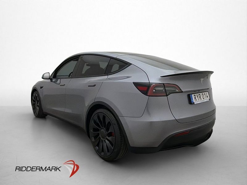 Tesla Model Y bild 8