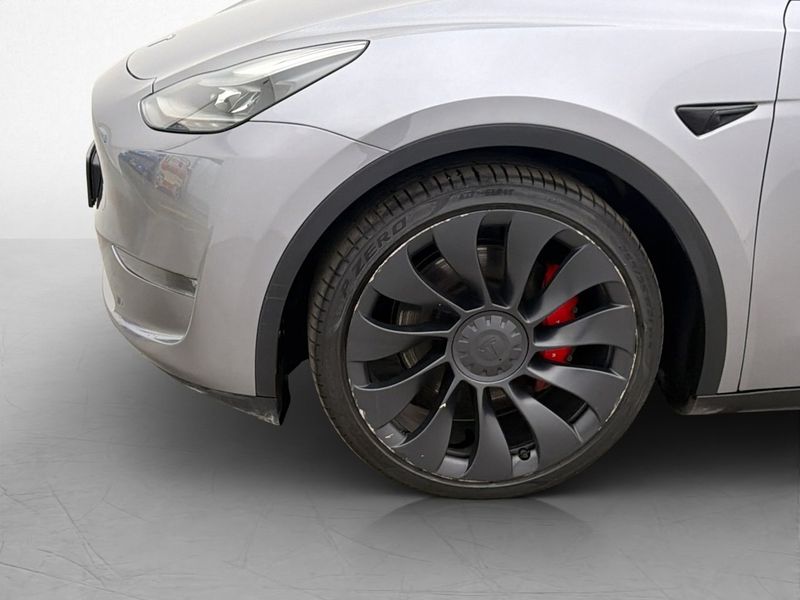 Tesla Model Y bild 10