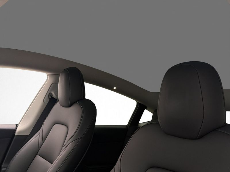 Tesla Model Y bild 35