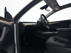 Tesla Model Y bild 23