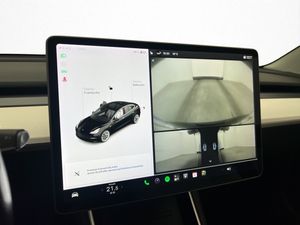 Tesla Model 3 bild 30