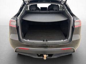 Tesla Model Y bild 17