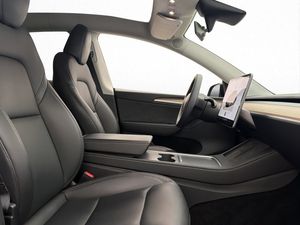 Tesla Model Y bild 14