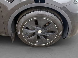 Tesla Model Y bild 13