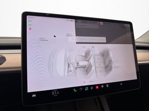 Tesla Model Y bild 26