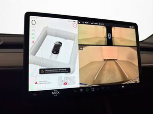 Tesla Model Y bild 28